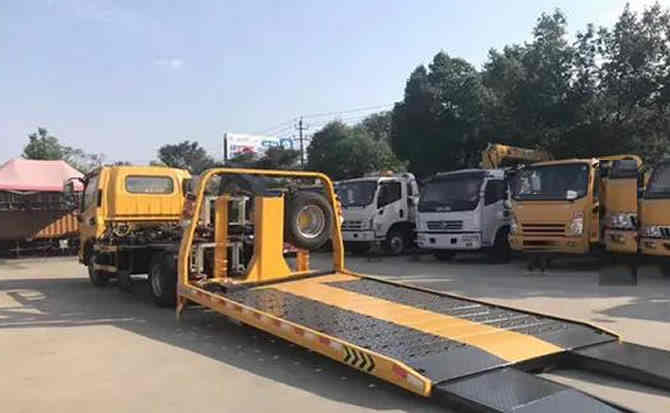 桥西区汽车中途维修案例